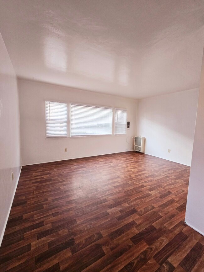 Foto del edificio - 724 Emerald St