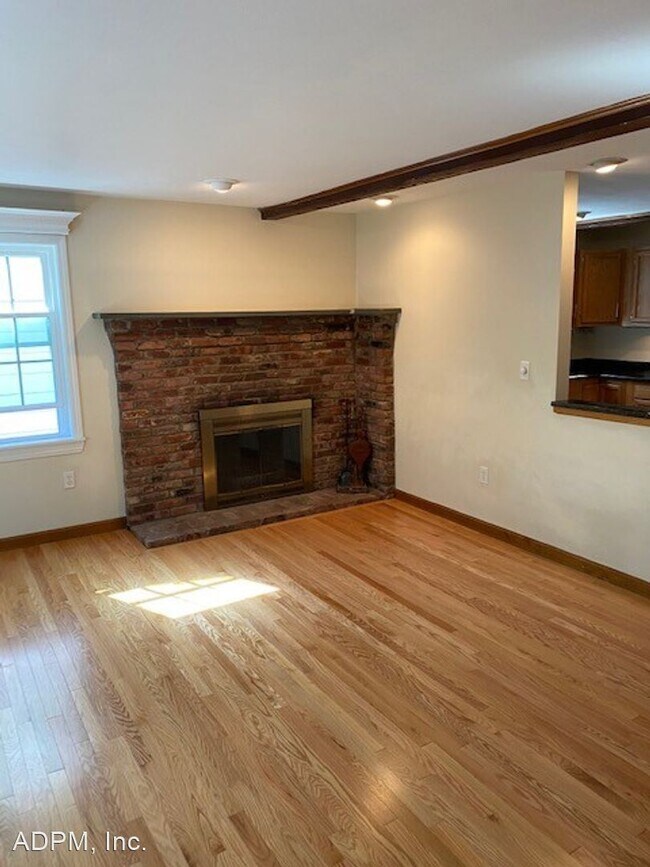 Building Photo - 2 br, 1 bath House - 6 Temple Street, Unit 3
