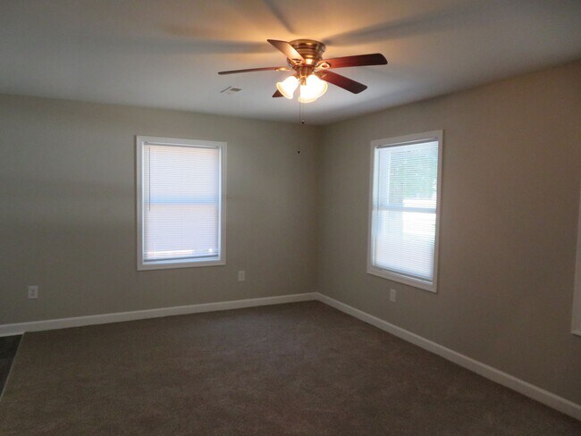 Foto del edificio - Duplex-N. Dinwiddie