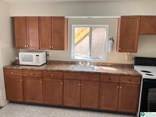 Foto del edificio - 216 Cattell St