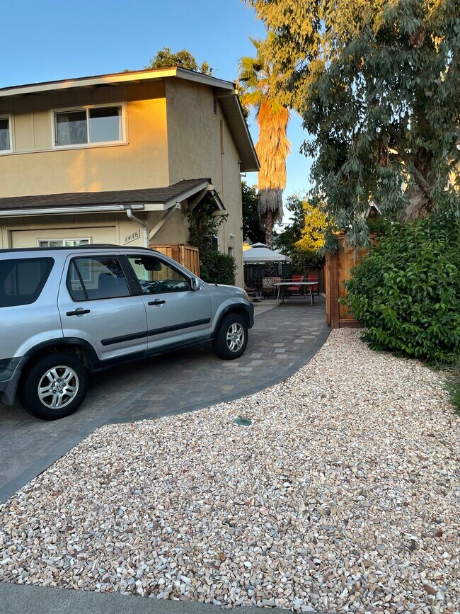 Photo - 1448 Lexington Dr Townhome