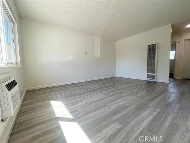 Foto del edificio - 1342 Agate Ave