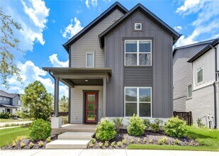 Building Photo - 18515 Parkland Row Dr