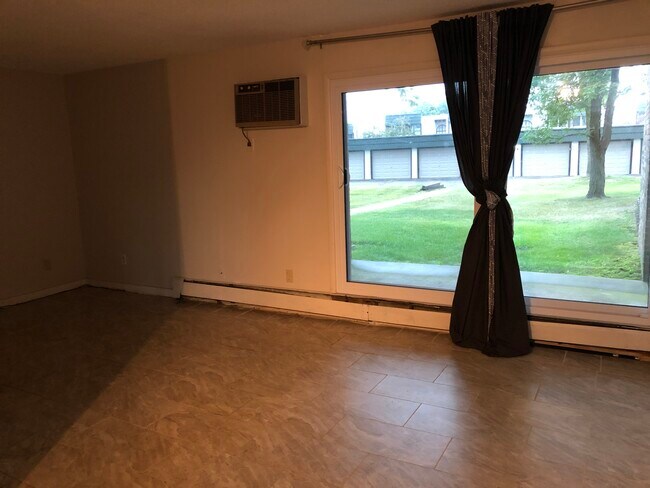 Foto del edificio - 12900 Nicollet Ave
