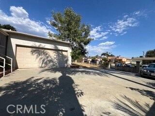 Foto del edificio - 14319 Herron St