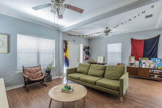 Foto del edificio - 1220 Taylor St