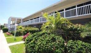 Foto principal - 2734 NE 27th Ct
