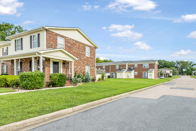 Building Photo - ConcordView Townhomes