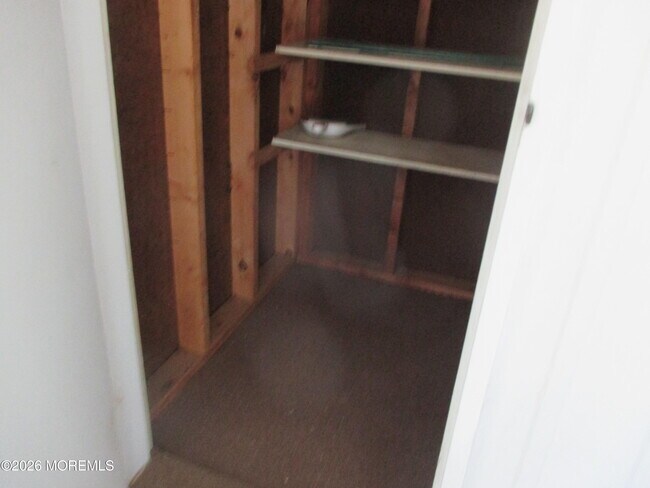 Foto del edificio - 829A Balmoral Ct