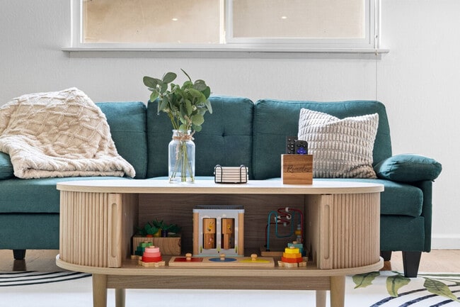 Foto del edificio - 2380 Aram Ave