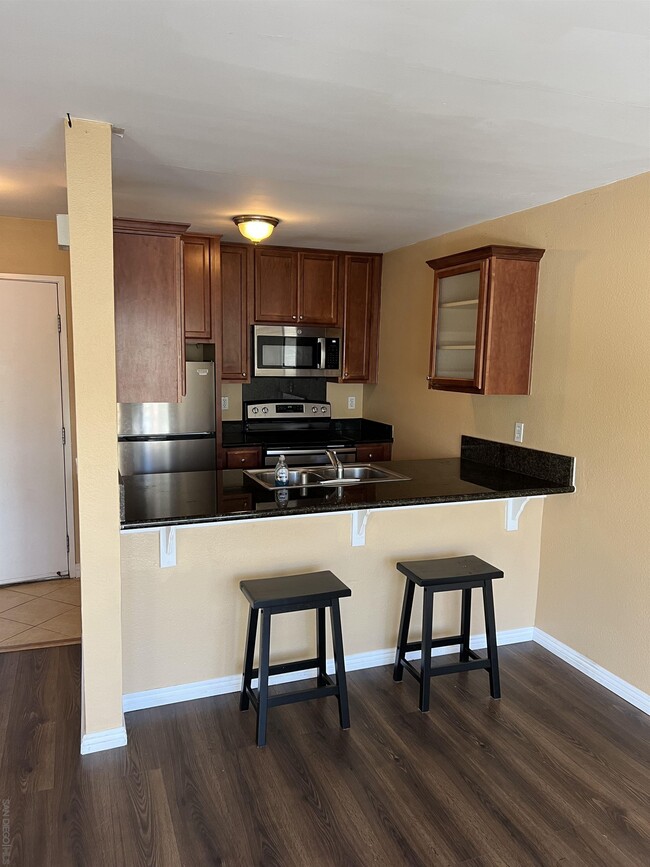 Building Photo - 4860 Rolando Ct