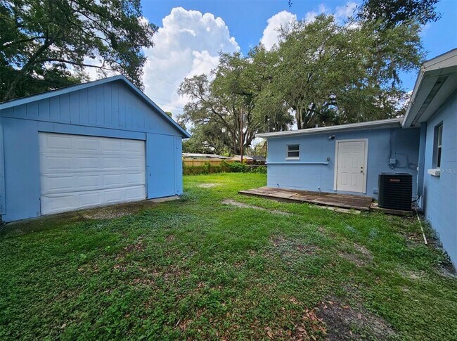 Foto del edificio - 2721 Doyle Cir
