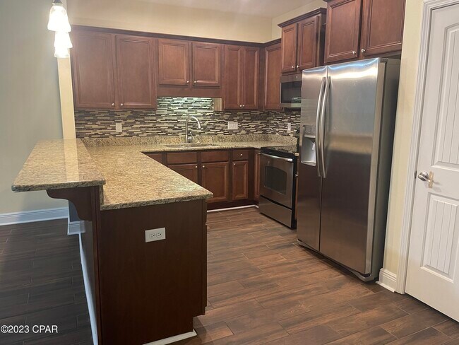 Building Photo - 4028 Brook Stone Dr