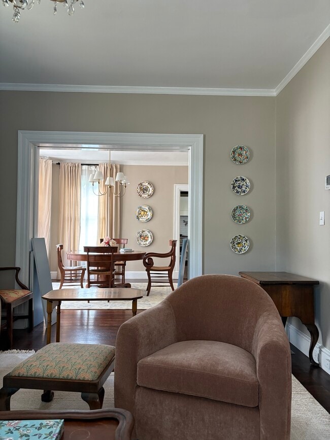 Building Photo - 9 Winthrop St