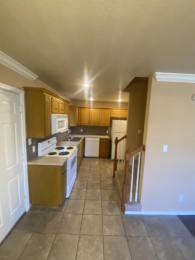 Foto del edificio - 2810 Fairway Hamlet Ct