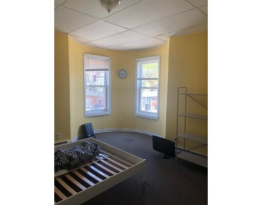 Foto del edificio - 218 Western Ave