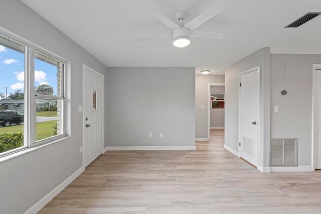 Building Photo - 4435 Browning Avenue
