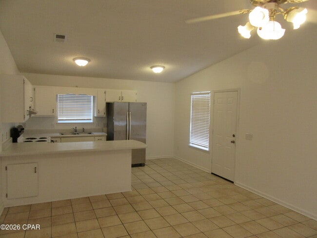 Building Photo - 5111 Flint Ave