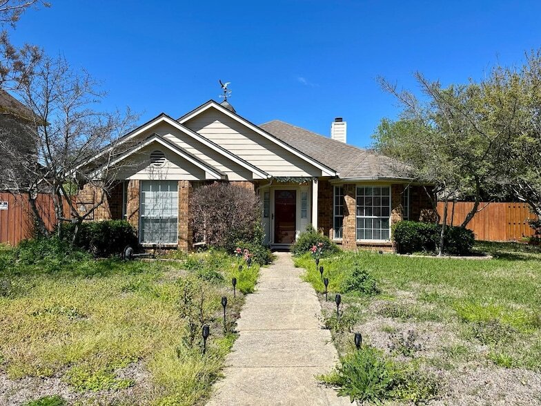 Primary Photo - 7217 Montego Dr