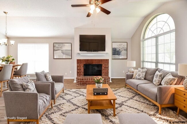 Building Photo - 2632 Bent Brook Dr