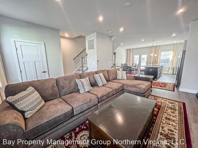 Building Photo - 4 br, 4 bath House - 42522 Tiber Falls Sq