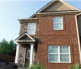 Building Photo - 2216 River Park Ct