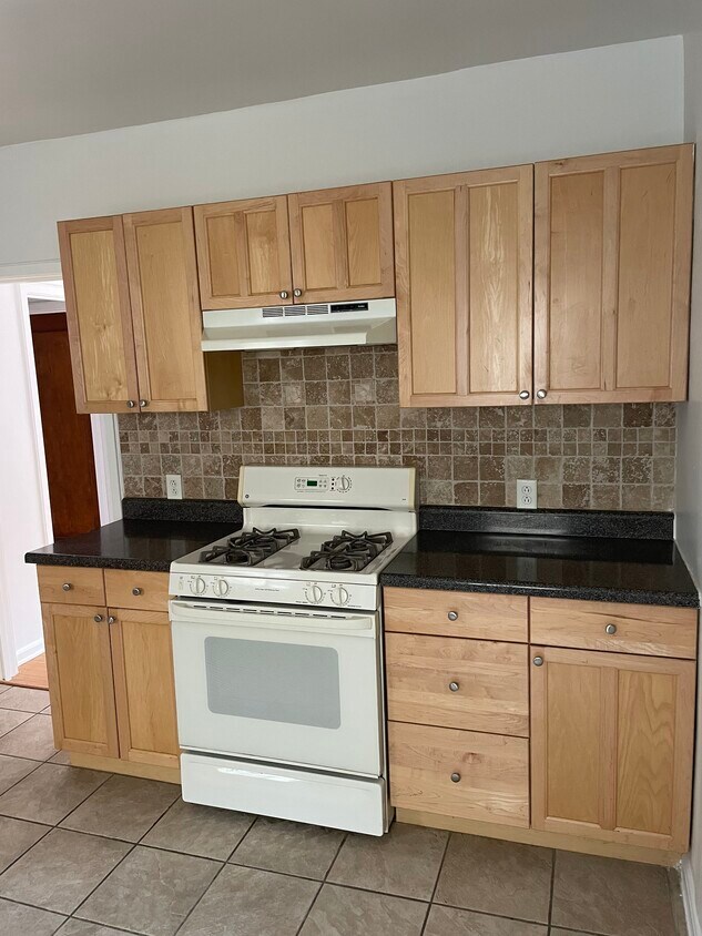 Foto principal - 6925 27th Ave