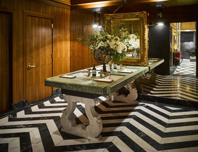 Foto del edificio - 515 W 38th St