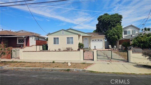 Building Photo - 1064 W 31st St