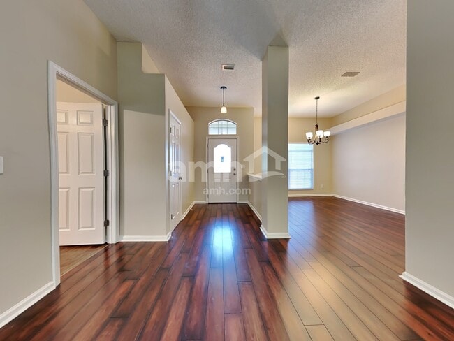 Building Photo - 399 Turtle Dove Dr