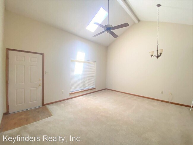 Foto del edificio - 1 br, 1 bath House - 5223 Buttercreek Lane #6