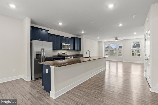 Foto del edificio - 304 Sweetbay Rd