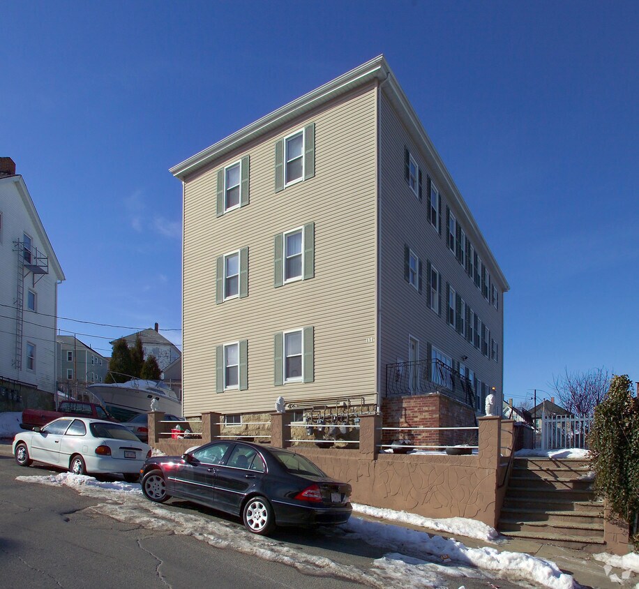 Building Photo - 151 Manchester St
