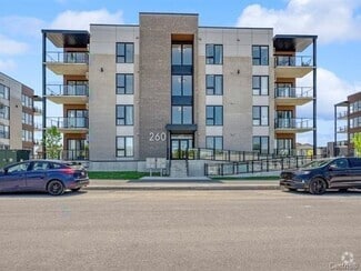 Building Photo - 260 Rue Nancy-Elliott