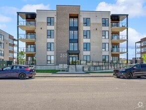 Building Photo - 260 Rue Nancy-Elliott