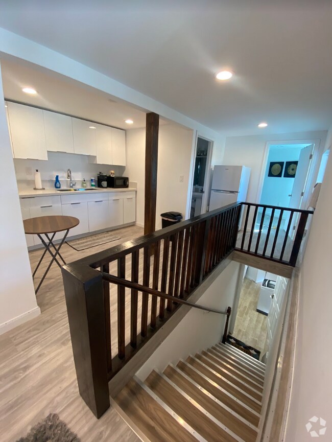 KuliououKalani Iki Condos under 3,000 Honolulu, HI 2 Rentals