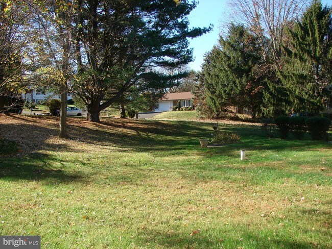 Building Photo - 2101 Hackney Ct