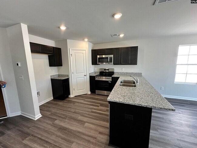 Building Photo - 316 Hardwick Dr