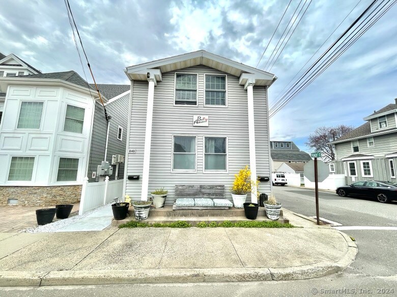 840 E Broadway Unit 1, Milford, CT 06460 Room for Rent in Milford, CT