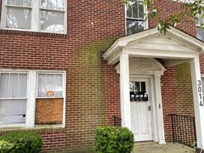 Building Photo - 3014 Kershaw St