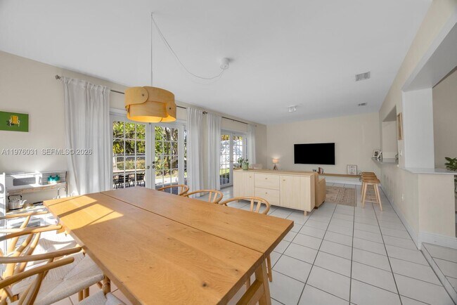 Foto del edificio - 8230 SW 63rd Pl