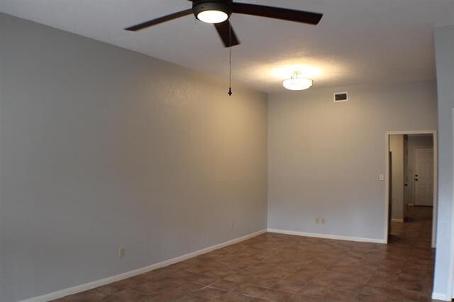 Foto del edificio - 7936 Pecan Dr
