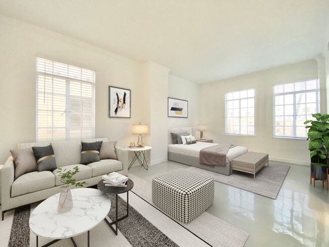 Interior Photo - La Marquise