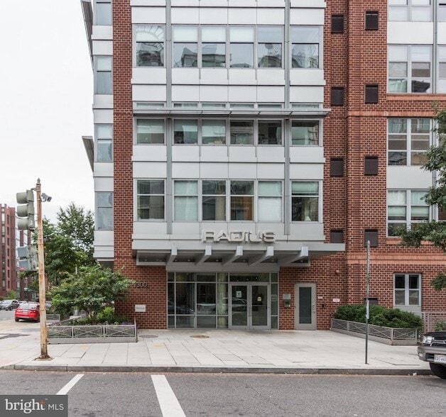 Building Photo - 1300 N Street NW Unit 408