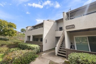 Building Photo - 21913 Rimhurst Dr