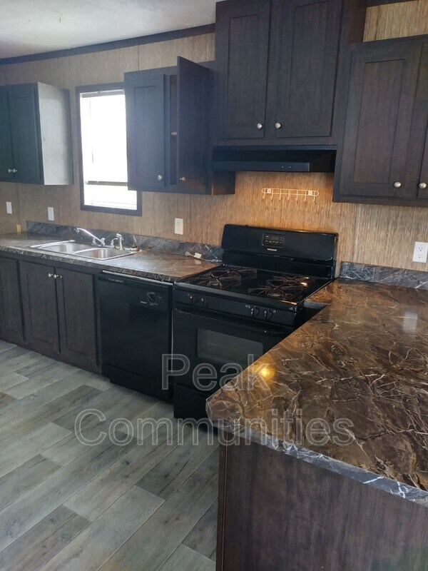 Building Photo - 7275 Kickapoo Trail