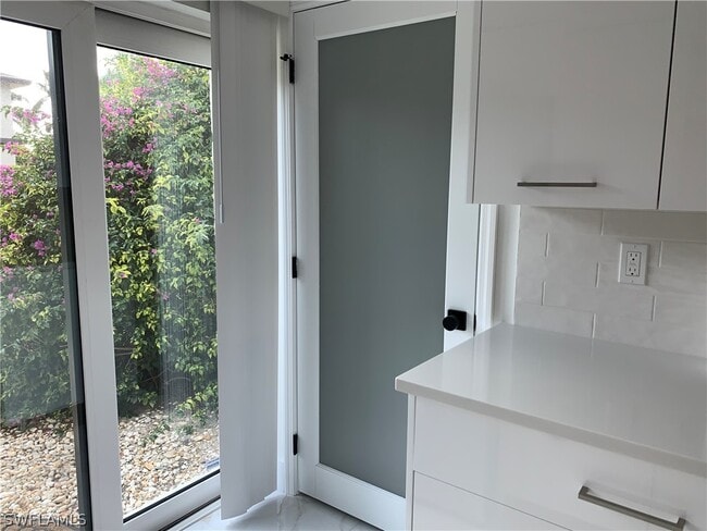 Foto del edificio - 4082 Belair Ln