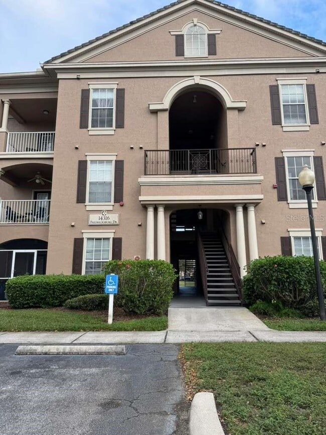 Building Photo - 14316 Fredricksburg Dr