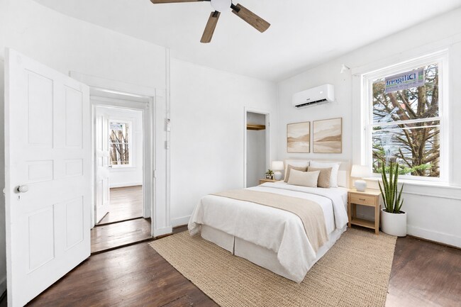 Foto del edificio - 3110 Main St