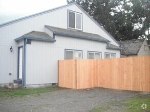 Building Photo - 387 E Milton St